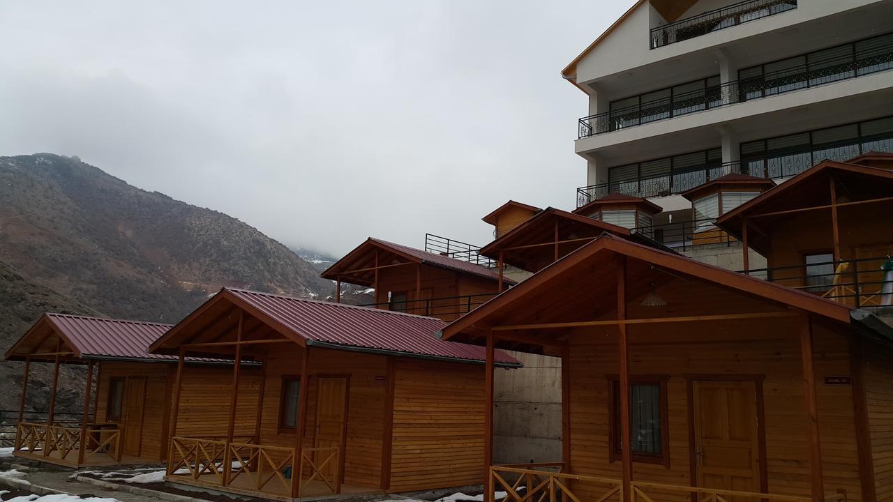 Karsi Bahce Hotell Sebinkarahisar Exteriör bild